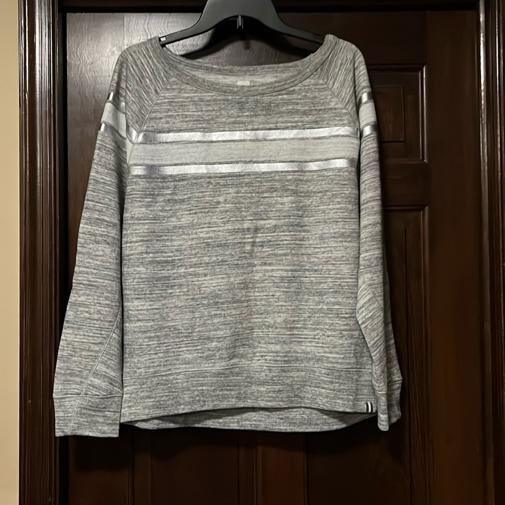 Grey sweatshirt from the Gap size Medium very soft